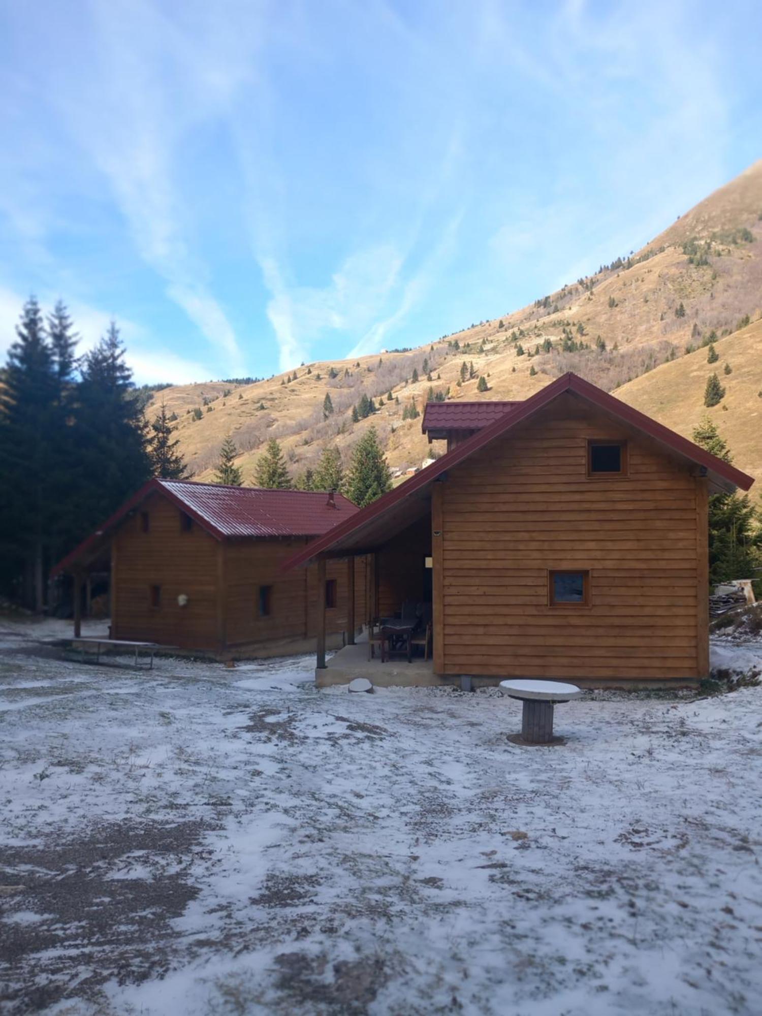 Gago's Wooden House Plav